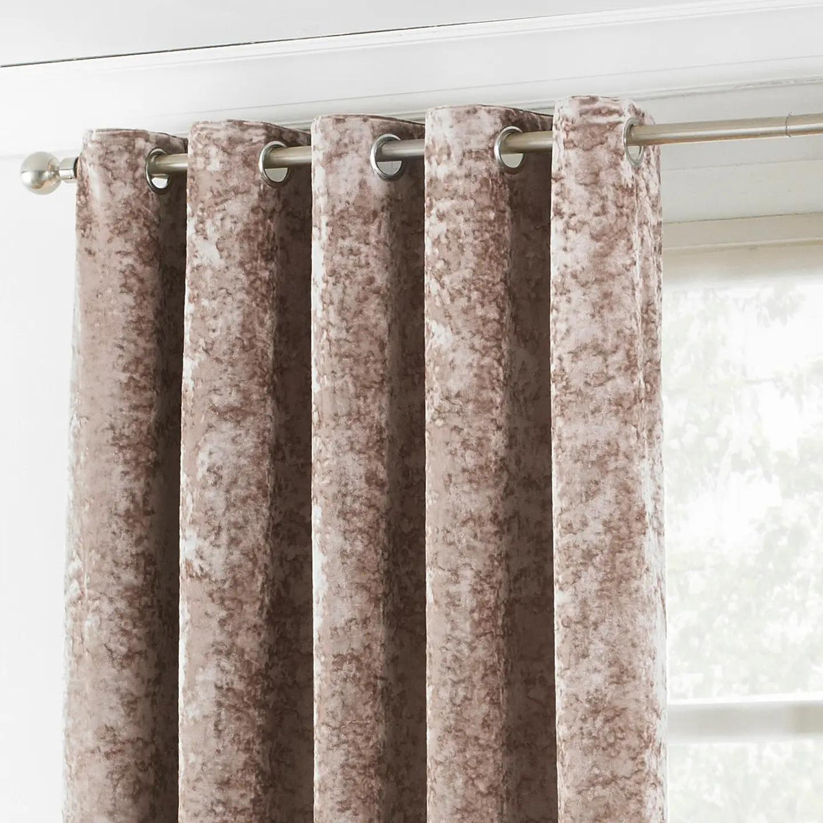 Verona Crushed Velvet Eyelet Curtains Oyster