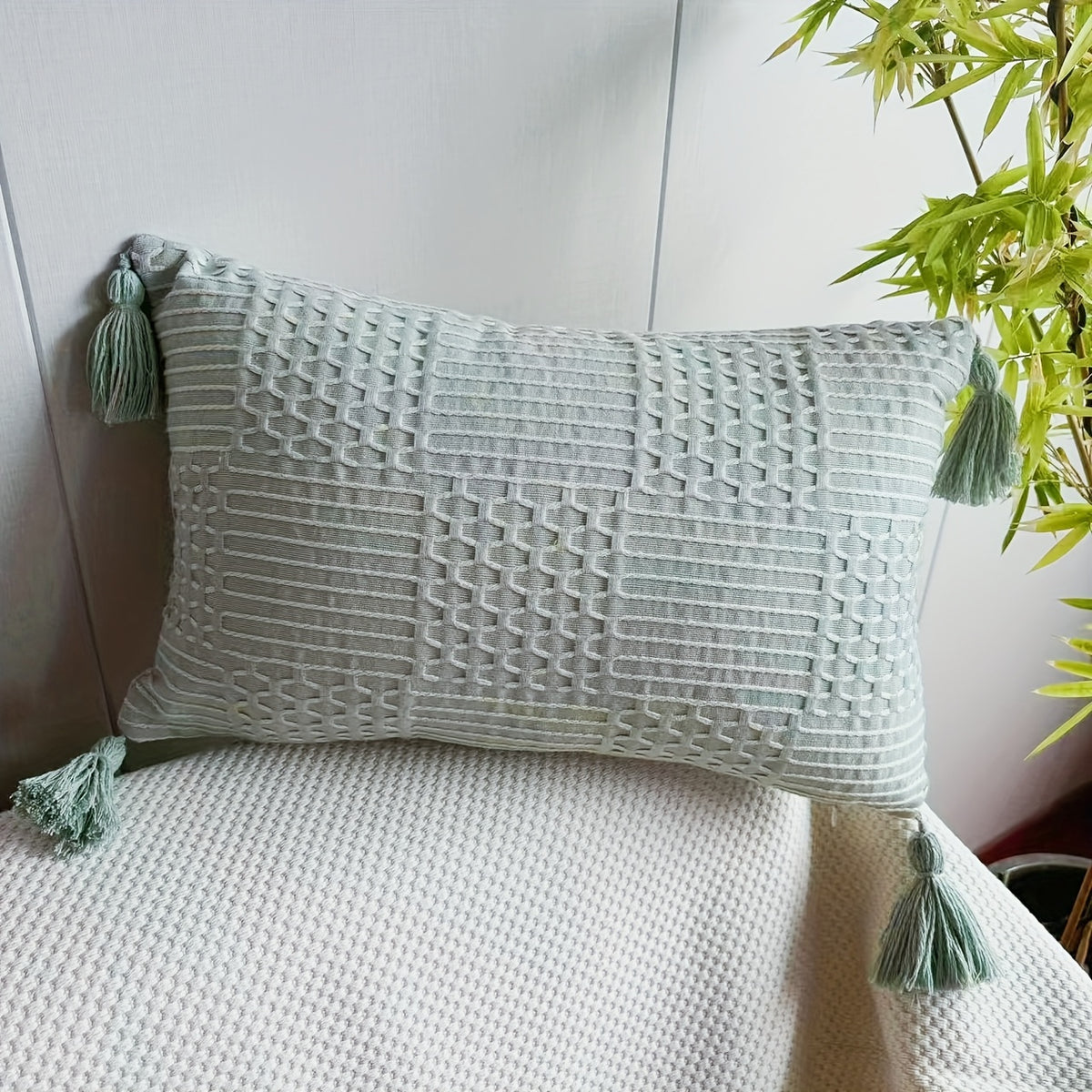 1 Bohemian Lumbar Pillow with Tassels, Includes Pillow Insert, Throw Pillow, Cushion, Decorative Wedding Living Room Bedroom Sofa Bed Chair Country Vintage Cushion Cover, Bohemian Room All-Season Home Decor